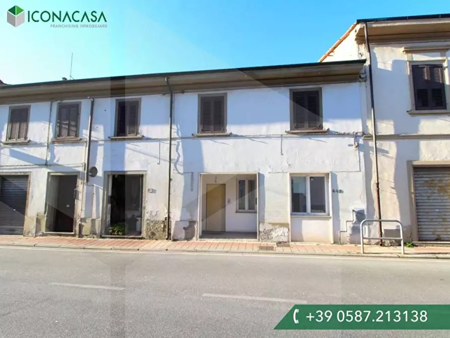 Immagine 35 di Appartamento in vendita  a Pontedera