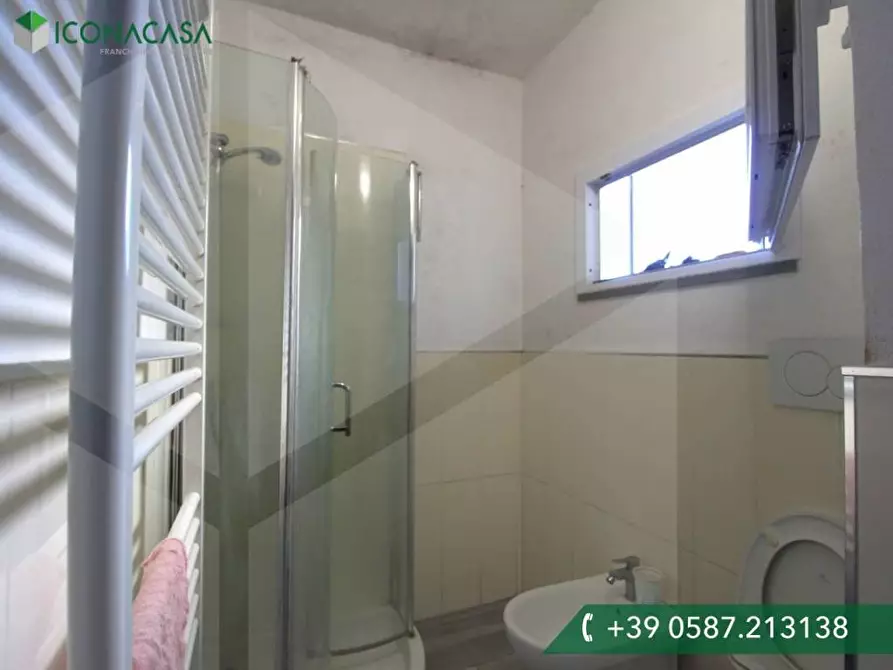 Immagine 28 di Appartamento in vendita  a Pontedera