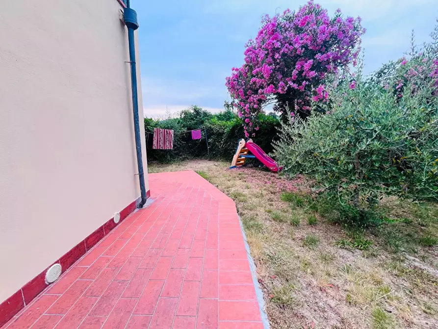 Immagine 4 di Appartamento in vendita  a Montecatini Terme