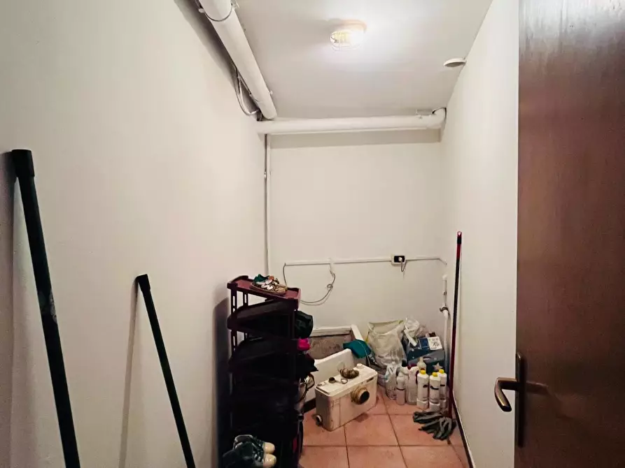 Immagine 7 di Appartamento in vendita  a Montecatini Terme