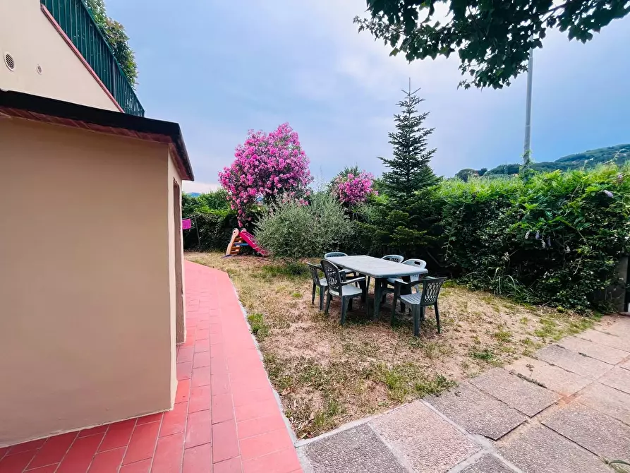 Immagine 1 di Appartamento in vendita  a Montecatini Terme