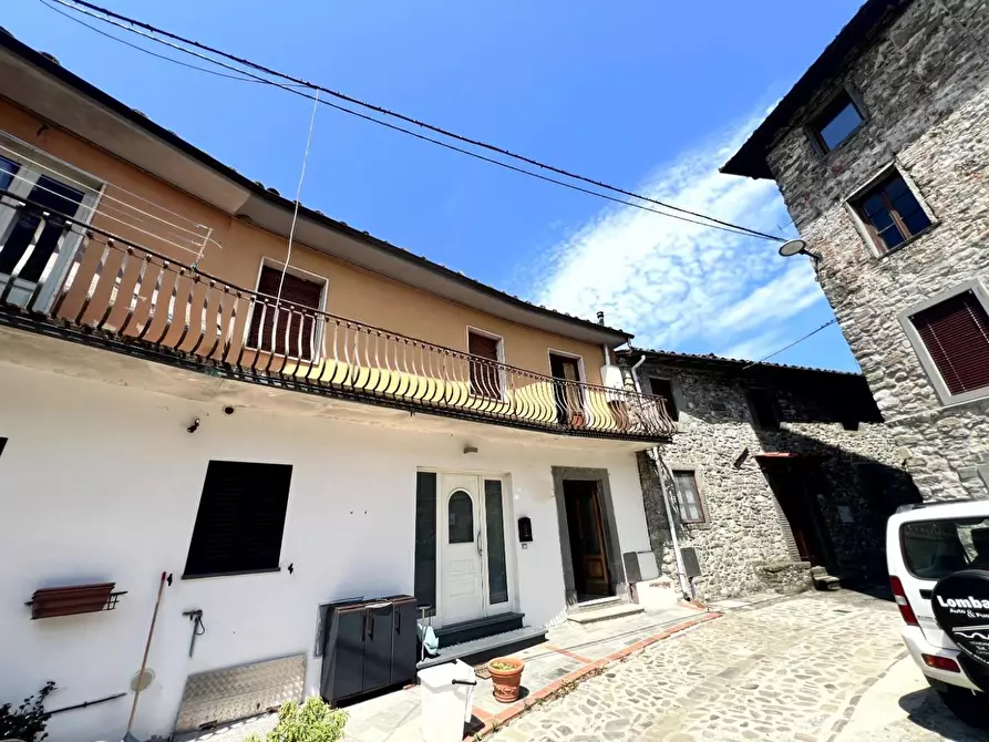 Immagine 3 di Terratetto in vendita  a Borgo A Mozzano