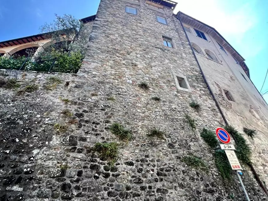 Immagine 8 di Terratetto in vendita  a Borgo A Mozzano
