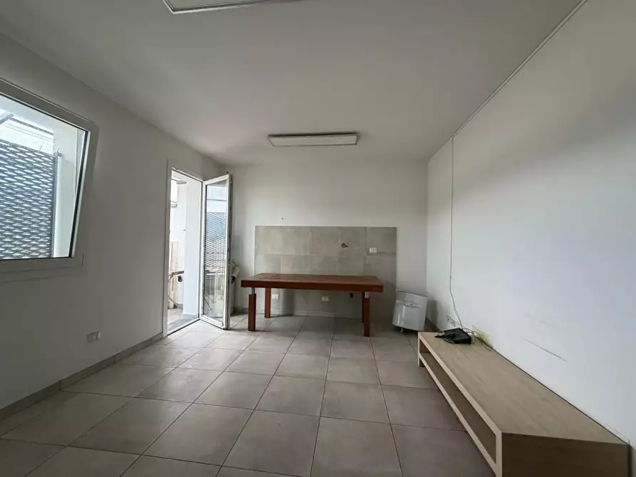 Immagine 1 di Appartamento in vendita  a Carmignano