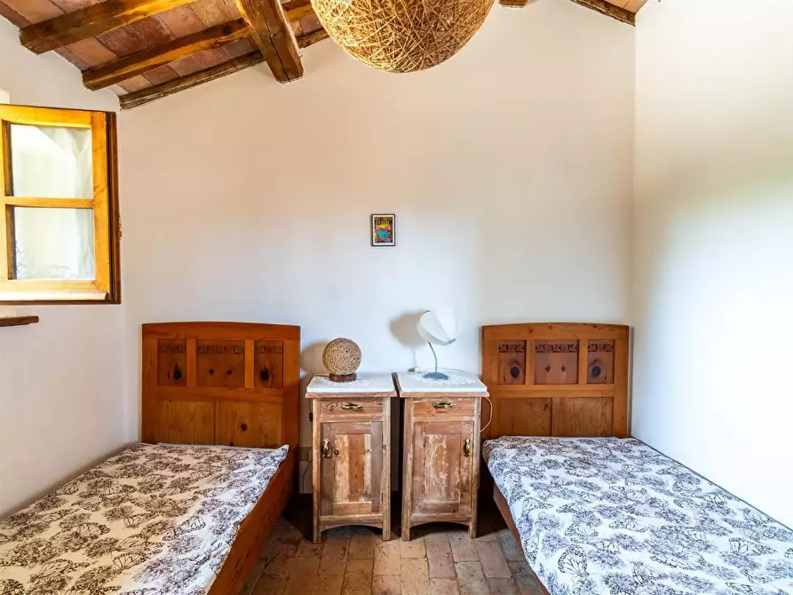 Immagine 51 di Casa colonica in vendita  a Gaiole In Chianti