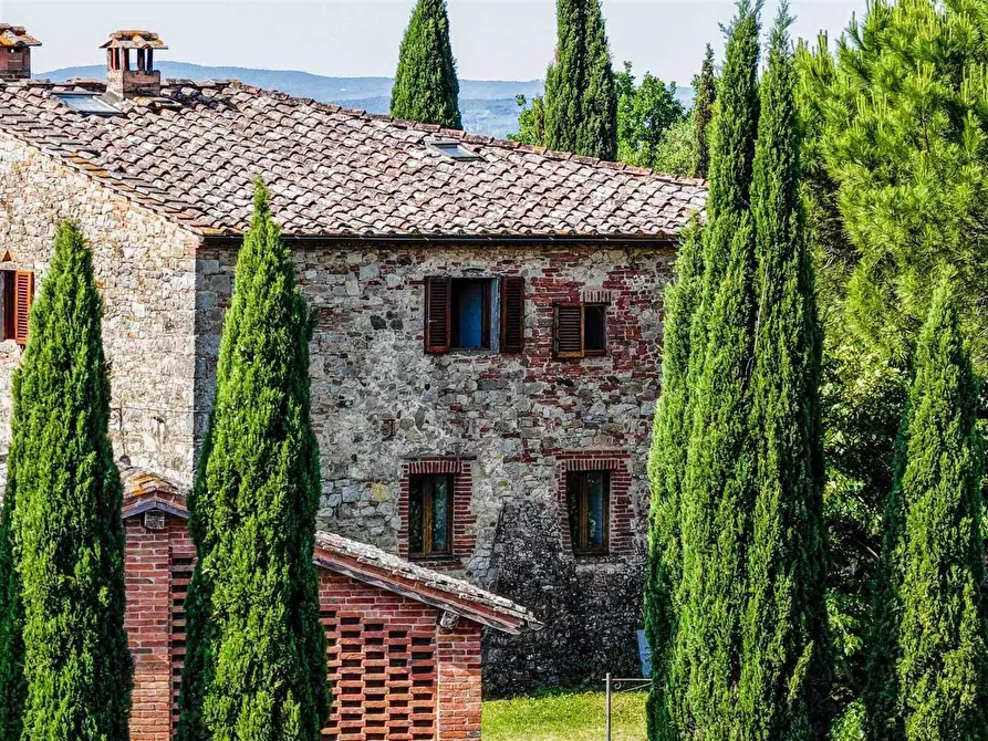 Immagine 6 di Casa colonica in vendita  a Gaiole In Chianti