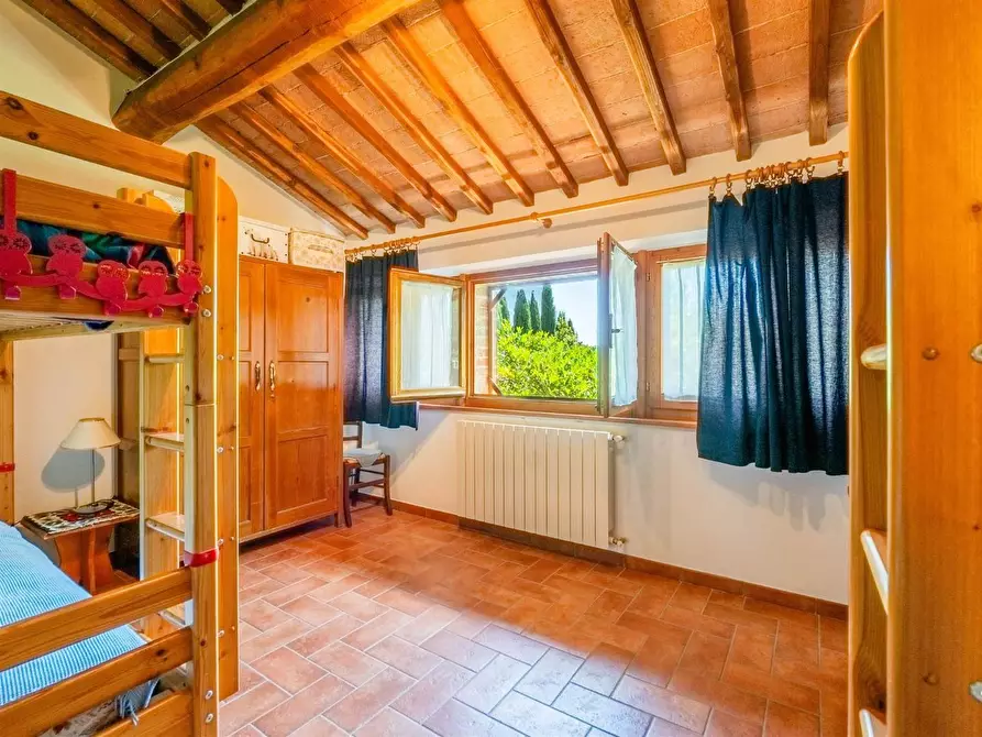 Immagine 49 di Casa colonica in vendita  a Gaiole In Chianti