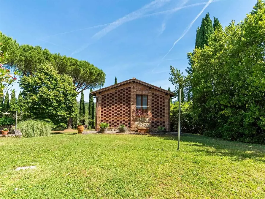 Immagine 40 di Casa colonica in vendita  a Gaiole In Chianti