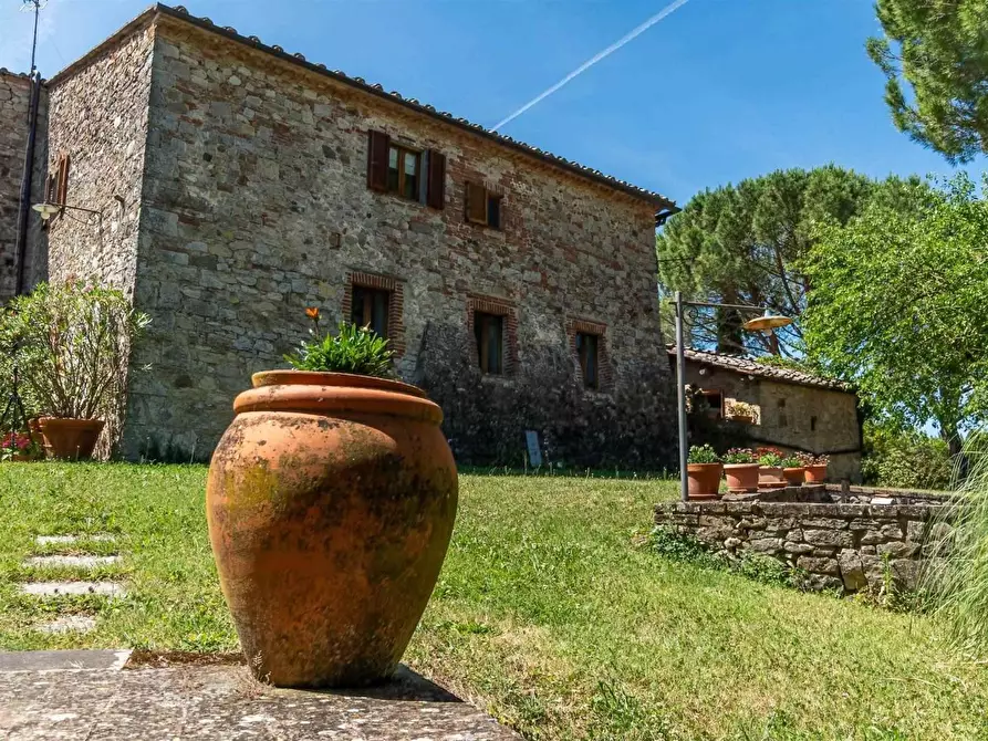Immagine 46 di Casa colonica in vendita  a Gaiole In Chianti