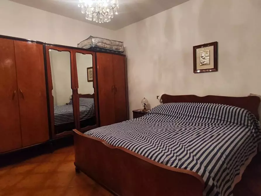 Immagine 11 di Appartamento in vendita  a Carrara