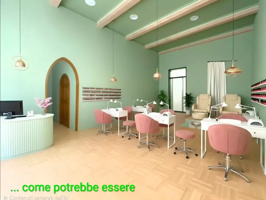 Immagine 4 di Locale commerciale in vendita  a Pontedera