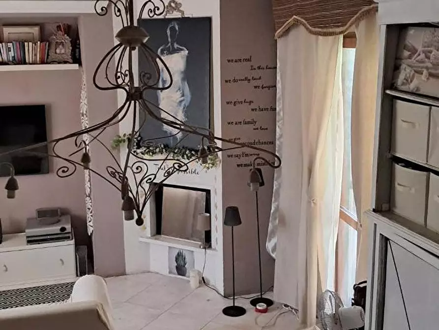 Immagine 33 di Villetta a schiera in vendita  a Calcinaia