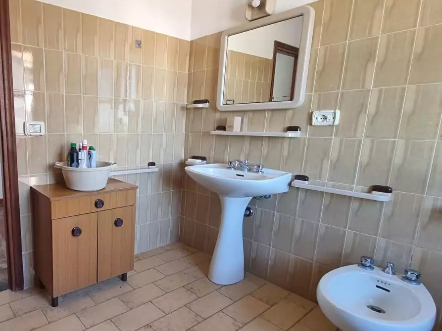 Immagine 15 di Casa trifamiliare in vendita  a Marciana