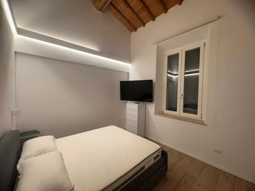 Immagine 15 di Appartamento in affitto  a Siena