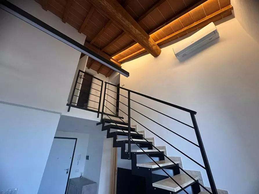 Immagine 5 di Appartamento in affitto  a Siena