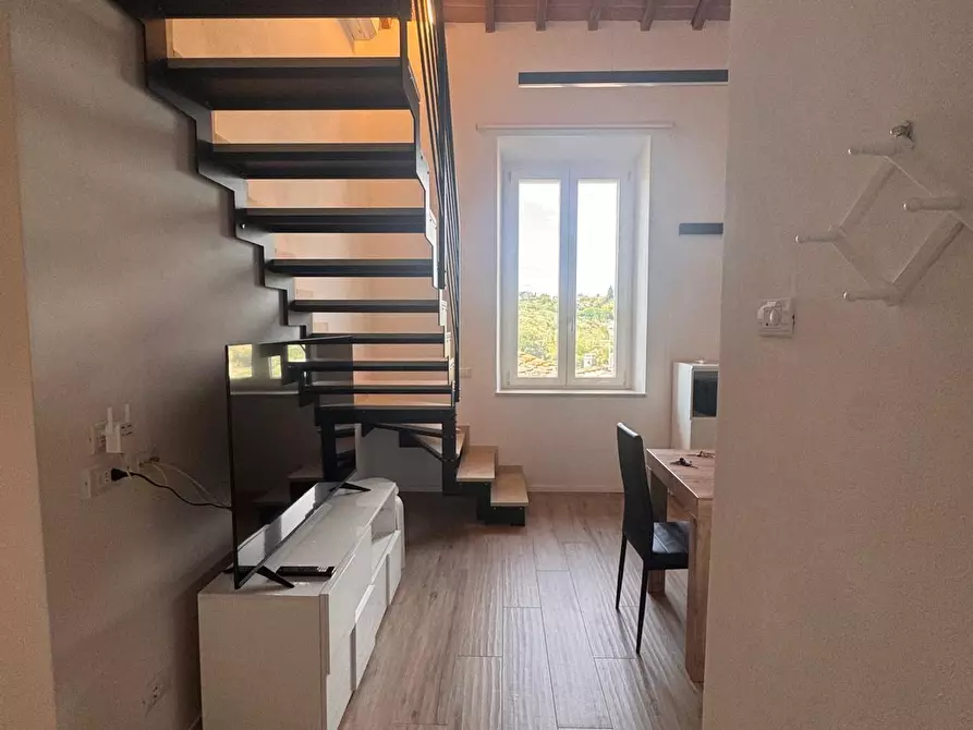 Immagine 6 di Appartamento in affitto  a Siena