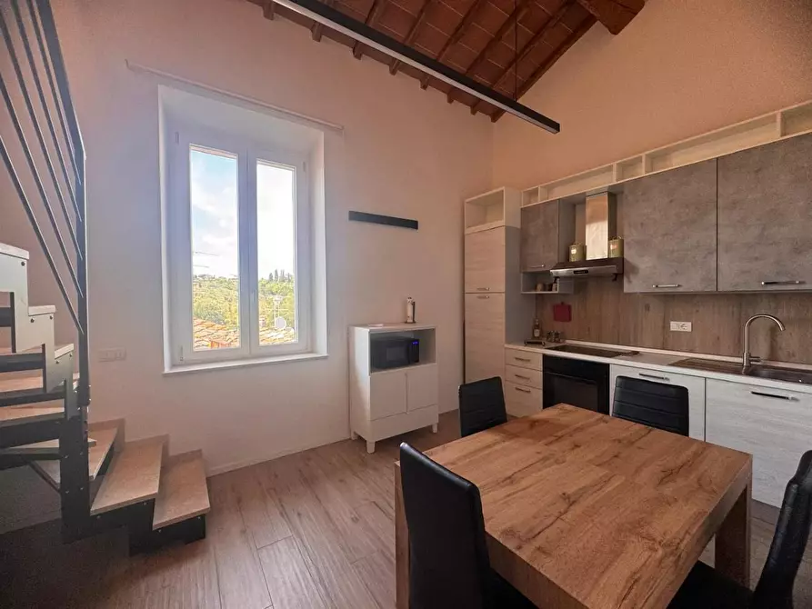 Immagine 3 di Appartamento in affitto  a Siena
