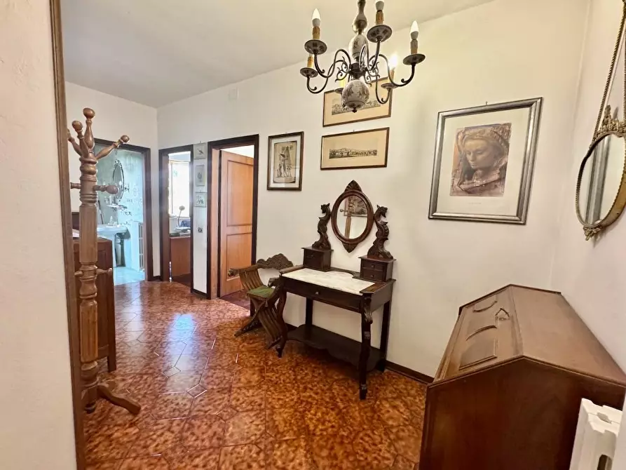 Immagine 19 di Appartamento in vendita  a Pisa
