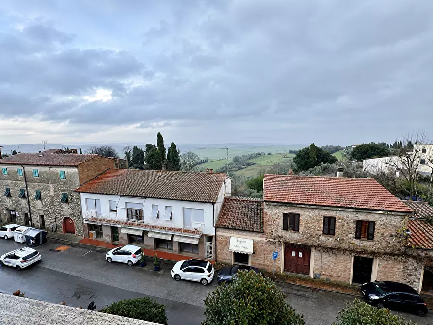 Immagine 11 di Appartamento in vendita  a Lajatico
