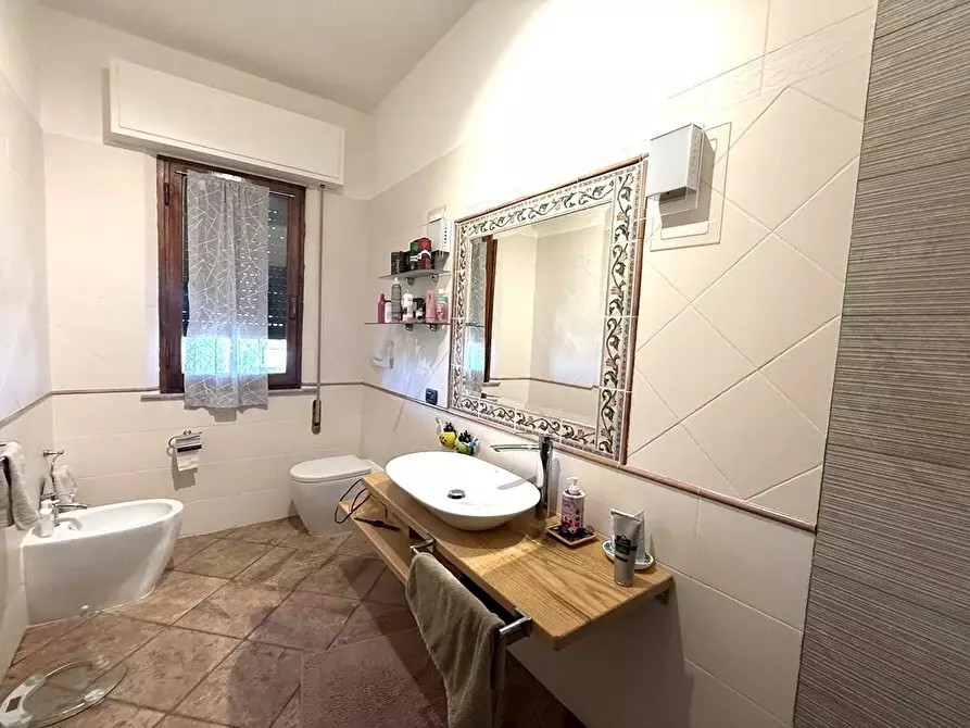 Immagine 9 di Appartamento in vendita  a Certaldo