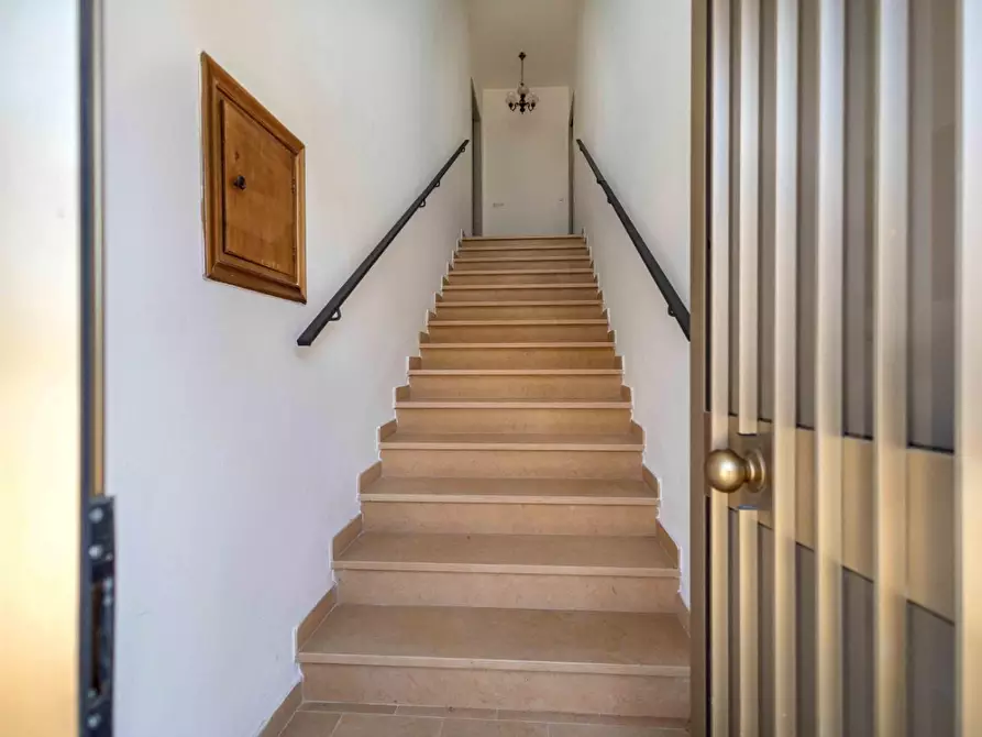 Immagine 18 di Appartamento in vendita  a Cascina