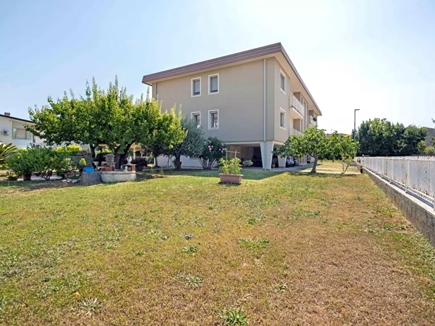 Immagine 24 di Appartamento in vendita  a Cascina