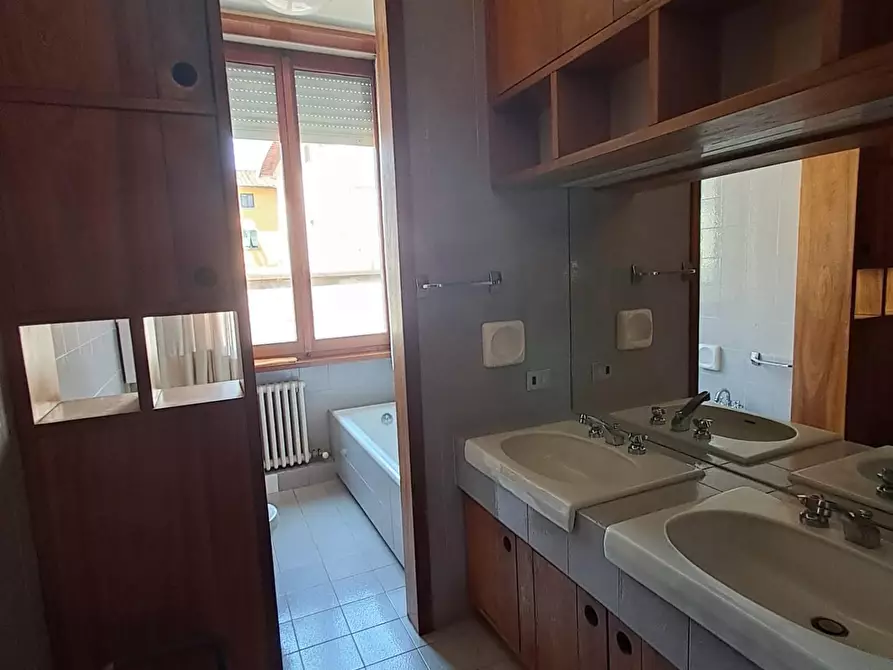 Immagine 39 di Appartamento in vendita  a Santa Croce Sull'arno