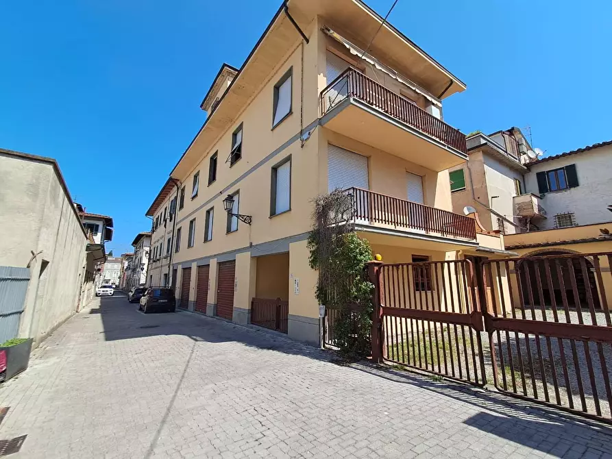 Immagine 48 di Appartamento in vendita  a Santa Croce Sull'arno