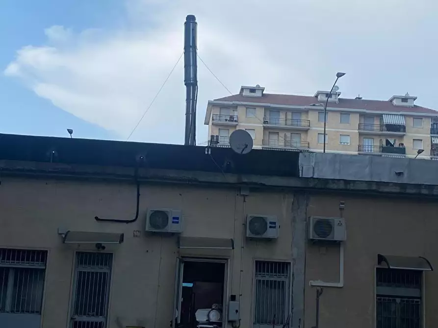 Immagine 7 di Attività commerciale in vendita  a Torino