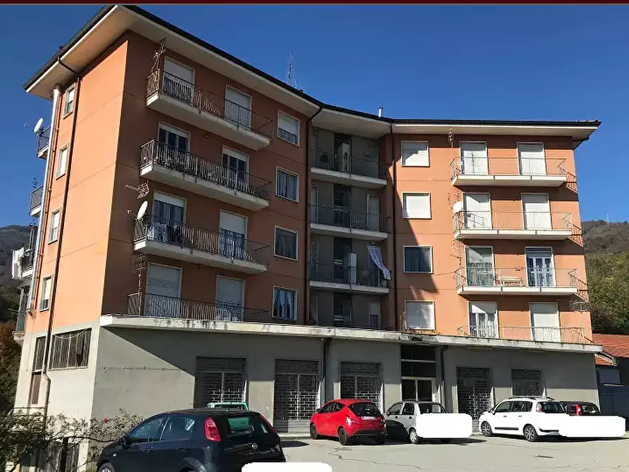 Immagine 7 di Appartamento in vendita  a Forno Canavese