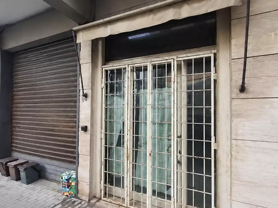 Immagine 2 di Magazzino in vendita  a Pontedera