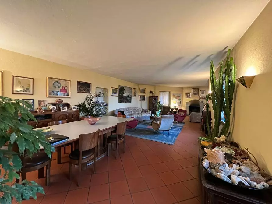 Immagine 4 di Villa in vendita  a Torino