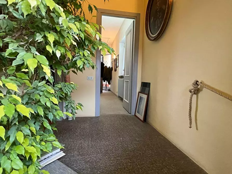 Immagine 10 di Villa in vendita  a Torino
