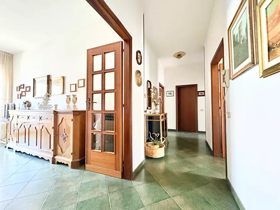 Immagine 13 di Appartamento in vendita  a Vinci