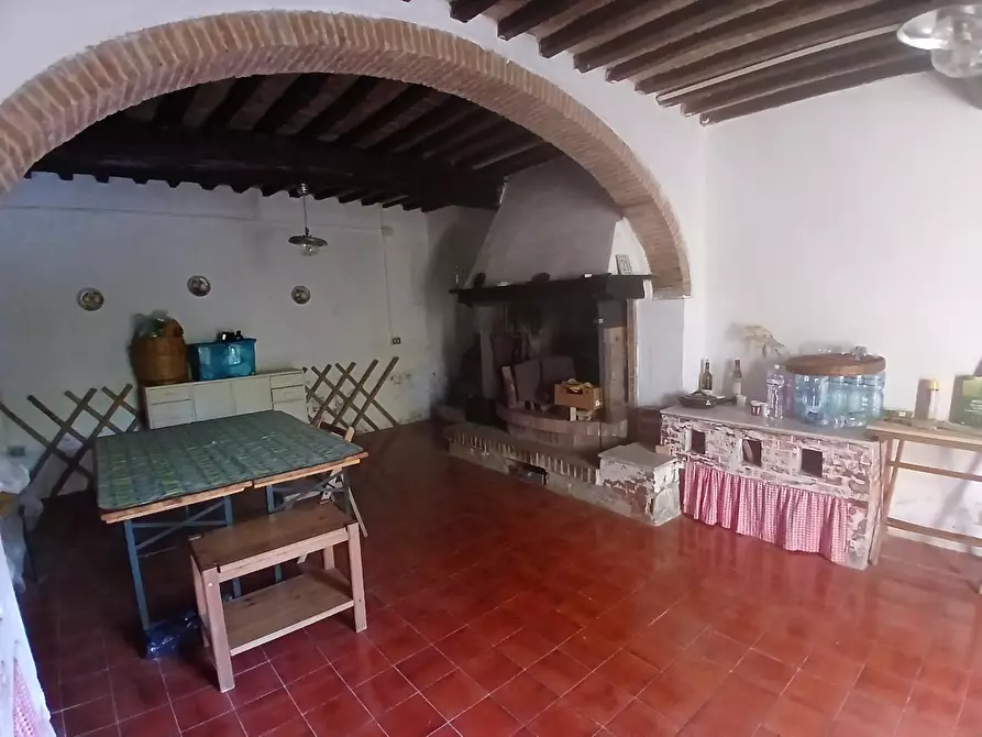 Immagine 8 di Porzione di casa in vendita  a San Giuliano Terme