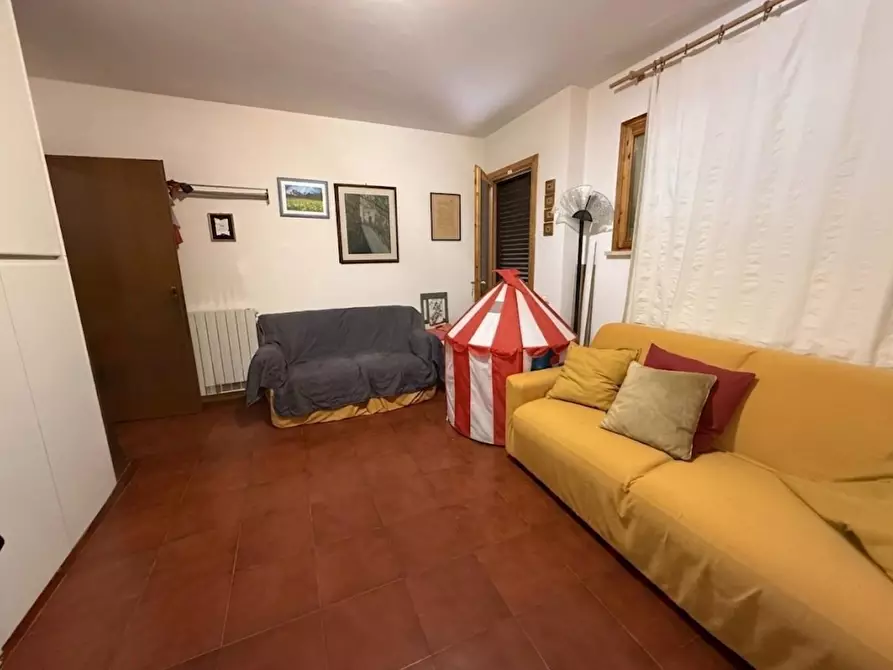 Immagine 44 di Villetta a schiera in vendita  a Calcinaia
