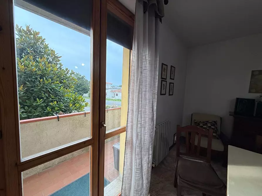 Immagine 30 di Villetta a schiera in vendita  a Calcinaia