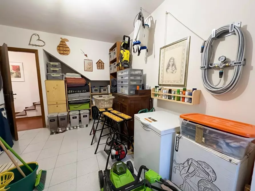 Immagine 42 di Villetta a schiera in vendita  a Calcinaia