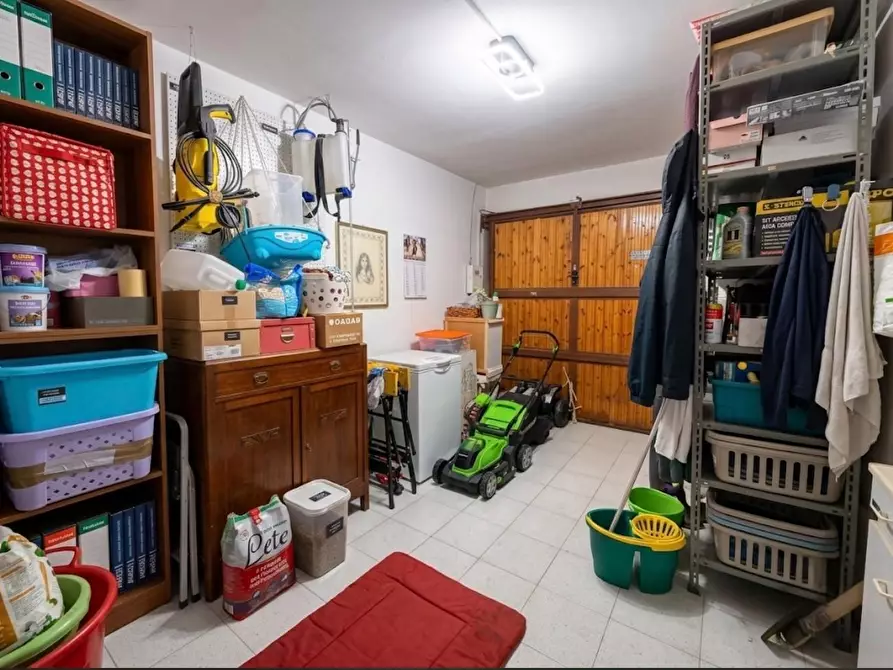 Immagine 43 di Villetta a schiera in vendita  a Calcinaia
