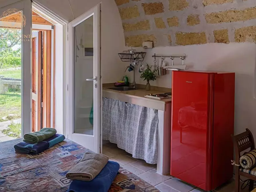 Immagine 32 di Baita in vendita  a Alessano