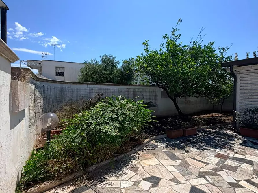 Immagine 49 di Casa bifamiliare in vendita  a Lecce