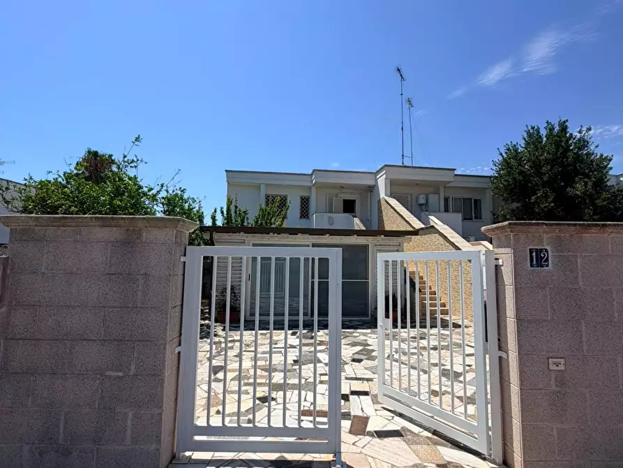 Immagine 3 di Casa bifamiliare in vendita  a Lecce