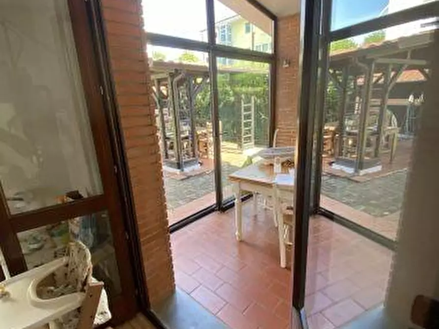 Immagine 2 di Villetta a schiera in vendita  a Sarzana