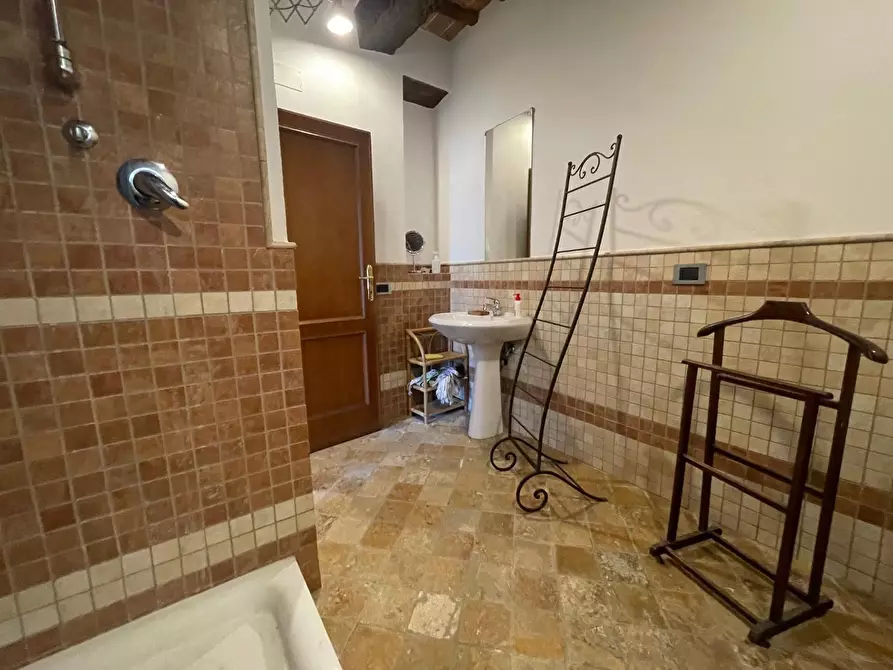 Immagine 11 di Appartamento in vendita  a Montopoli In Val D'arno