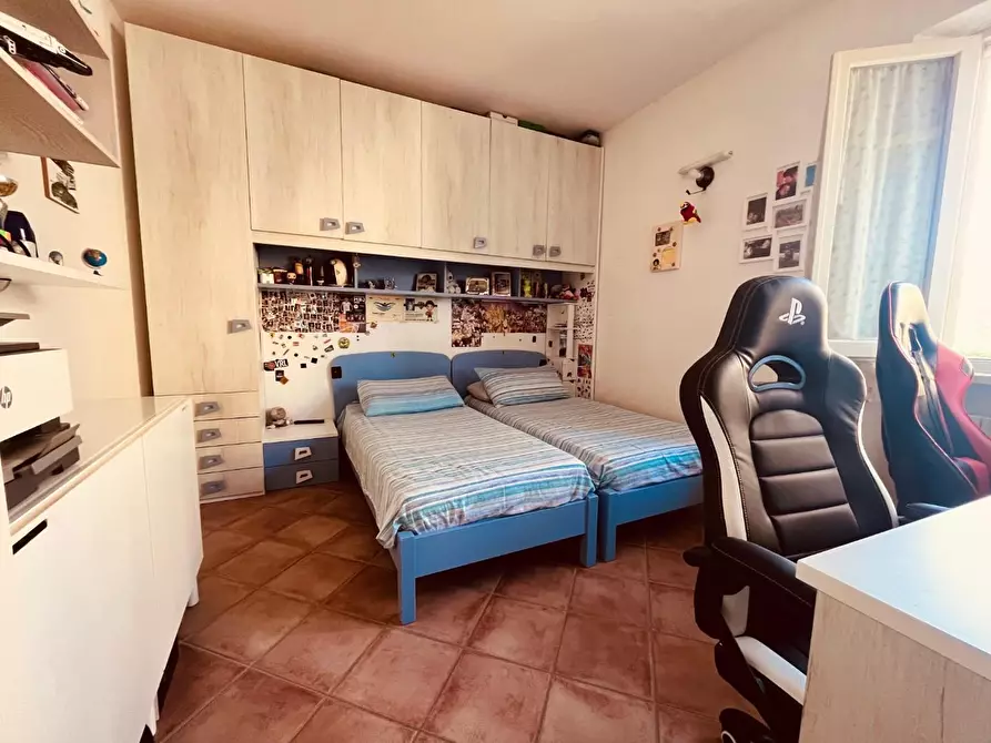 Immagine 15 di Appartamento in vendita  a Massa E Cozzile