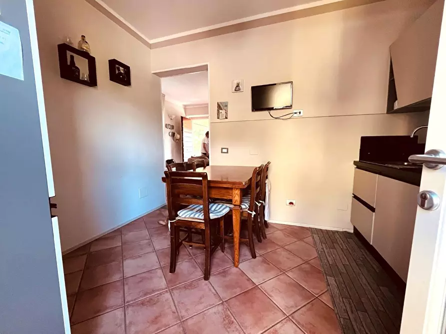 Immagine 18 di Appartamento in vendita  a Massa E Cozzile