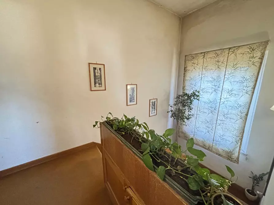 Immagine 5 di Villa in vendita  a Cascina