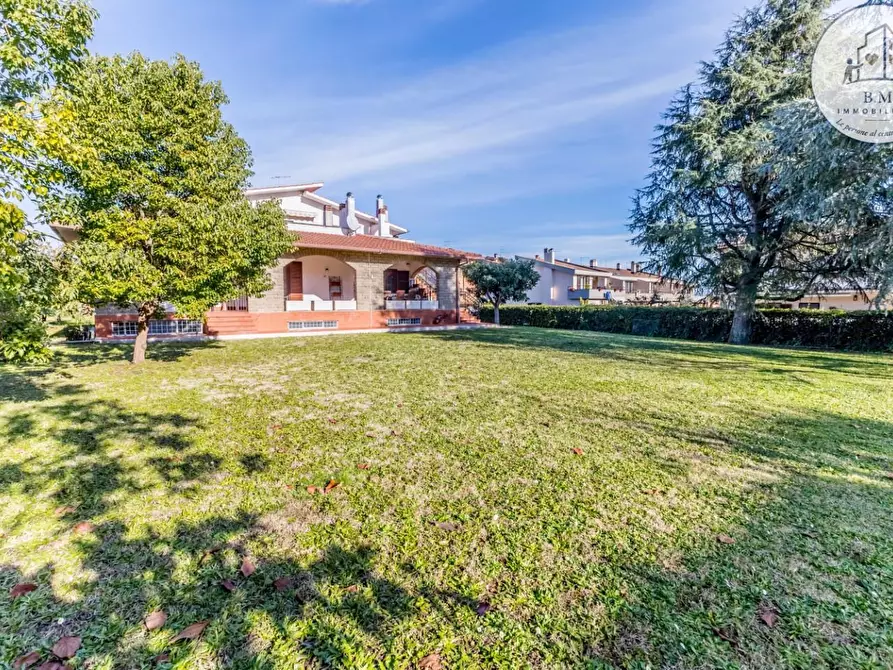 Immagine 49 di Villa in vendita  a Rignano Flaminio