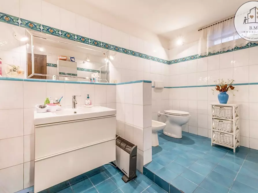 Immagine 9 di Villa in vendita  a Rignano Flaminio