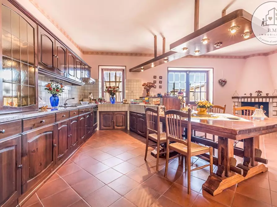 Immagine 15 di Villa in vendita  a Rignano Flaminio